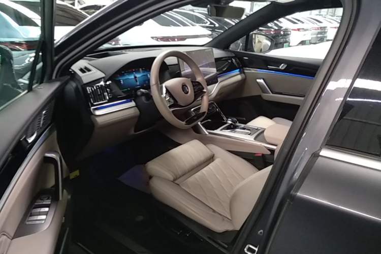 Used BYD Tang New Energy 2024 DM-i Glory Edition 200KM Flagship Model Left Front Seat