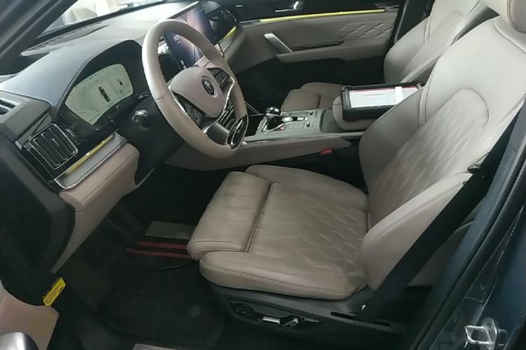 Used BYD Tang New Energy 2024 DM-i Glory Edition 112KM Flagship Model Left Front Seat