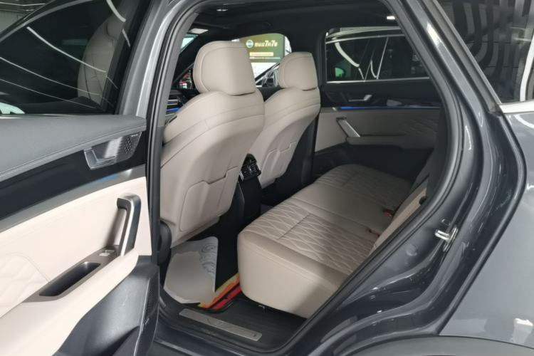 Used BYD Tang New Energy 2024 DM-i Glory Edition 112KM Prestige Model Left Rear Seat