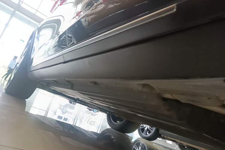 Used BYD Tang New Energy 2024 DM-i Glory Edition 112KM Prestige Model Left Side Sill