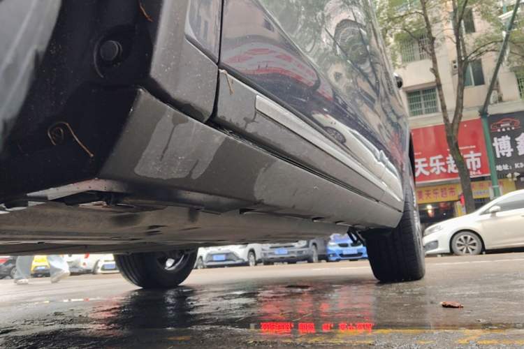 Used BYD Tang New Energy 2024 DM-i Glory Edition 112KM Prestige Model Left Side Sill