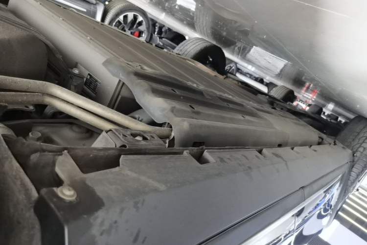 Used BYD Tang New Energy 2024 DM-i Glory Edition 112KM Prestige Model Left Side Sill