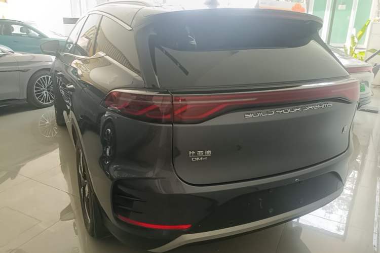 Used BYD Tang New Energy 2024 DM-i Glory Edition 112KM Prestige Model Rear