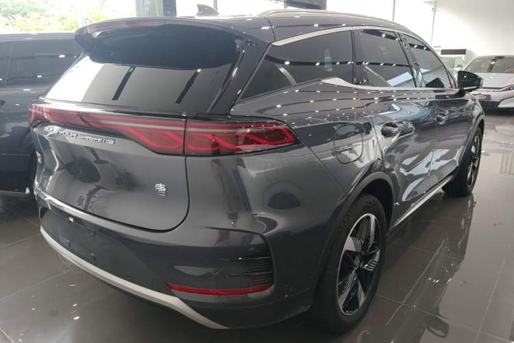 Used BYD Tang New Energy 2024 DM-i Glory Edition 112KM Prestige Model Rear Right 45 Deg