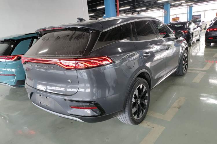 Used BYD Tang New Energy 2024 EV Glory Edition 730KM Premium Model Rear Right 45 Deg