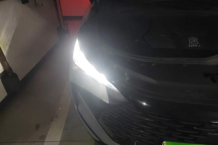 Used BYD Tang New Energy 2024 DM-i Glory Edition 112KM Prestige Model Right Front Headlight