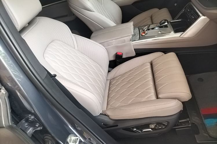 Used BYD Tang New Energy 2024 DM-i Glory Edition 200KM Flagship Model Right Front Seat