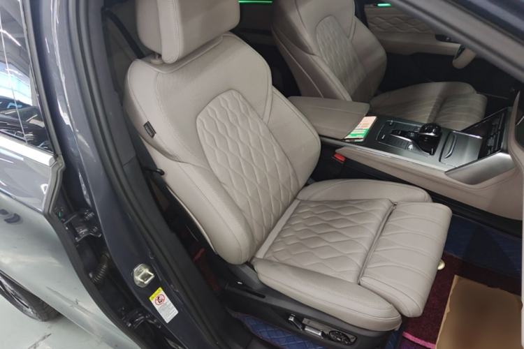 Used BYD Tang New Energy 2024 DM-i Glory Edition 112KM Flagship Model Right Front Seat