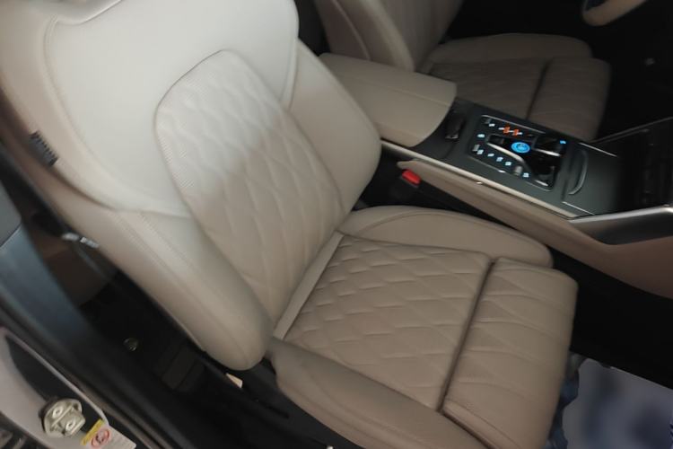 Used BYD Tang New Energy 2024 EV Champion Edition 600KM Deluxe Model Right Front Seat