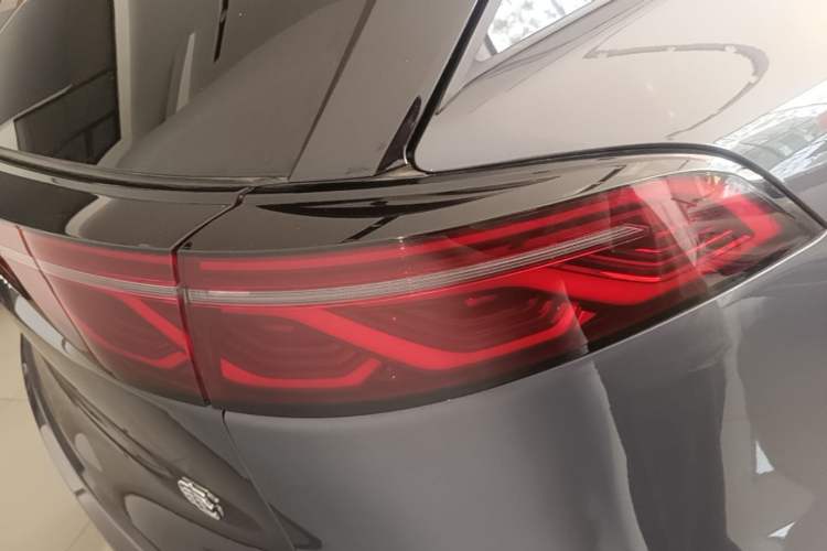 Used BYD Tang New Energy 2024 DM-i Glory Edition 112KM Prestige Model Right Rear Taillight