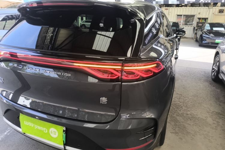 Used BYD Tang New Energy 2024 DM-i Glory Edition 112KM Flagship Model Right Rear Taillight