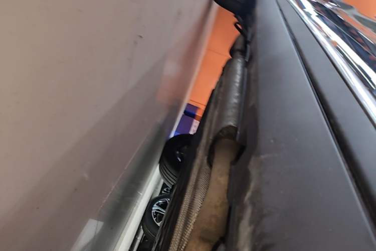 Used BYD Tang New Energy 2024 DM-i Glory Edition 112KM Flagship Model Right Side Sill