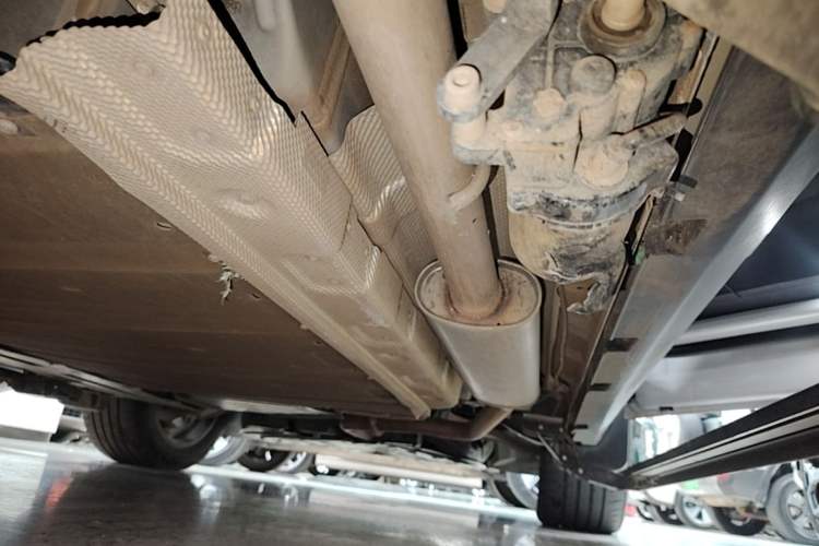 Used BYD Tang New Energy 2024 DM-i Glory Edition 112KM Prestige Model Right Side Sill