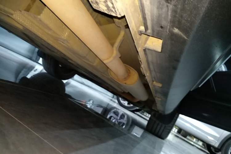 Used BYD Tang New Energy 2024 DM-i Glory Edition 112KM Prestige Model Right Side Sill