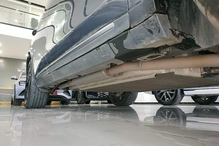 Used BYD Tang New Energy 2024 DM-i Glory Edition 112KM Flagship Model Right Side Sill