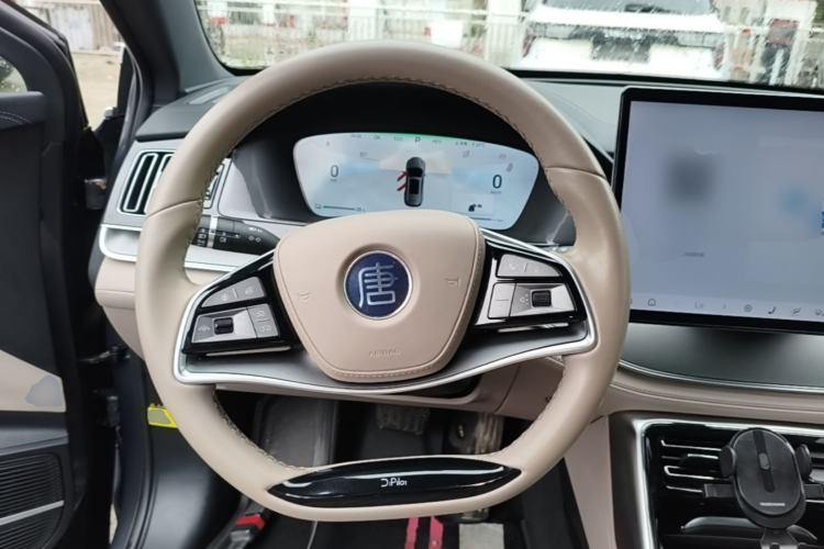 Used BYD Tang New Energy 2024 DM-i Glory Edition 112KM Prestige Model Steering Wheel