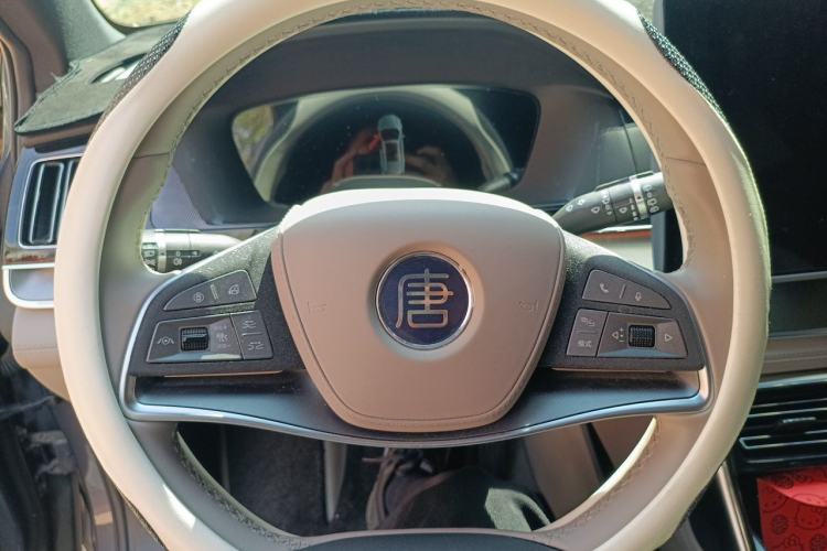 Used BYD Tang New Energy 2024 DM-i Glory Edition 200KM Flagship Model Steering Wheel