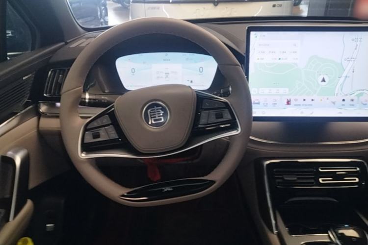 Used BYD Tang New Energy 2024 DM-i Glory Edition 112KM Prestige Model Steering Wheel