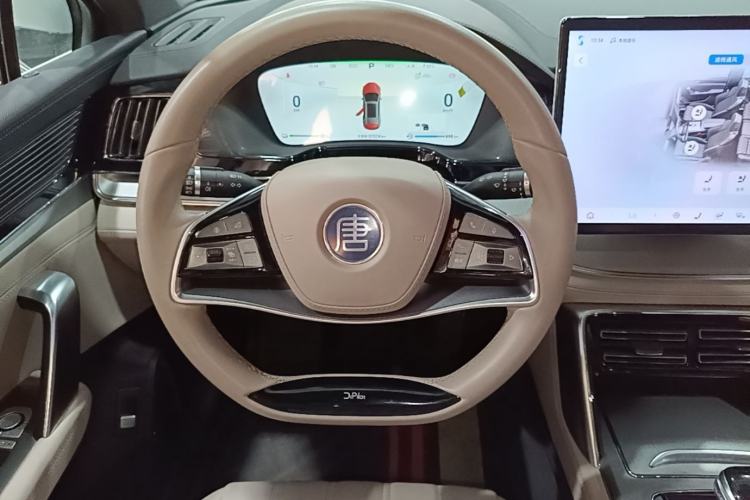 Used BYD Tang New Energy 2024 DM-i Glory Edition 112KM Prestige Model Steering Wheel