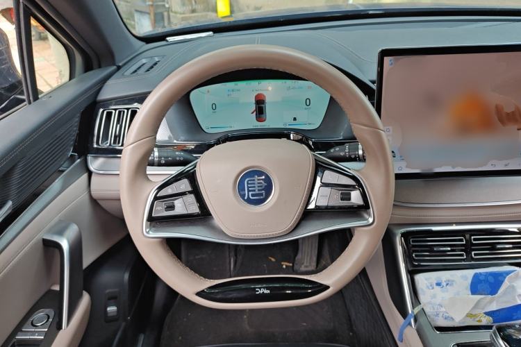 Used BYD Tang New Energy 2024 DM-i Glory Edition 112KM Prestige Model Steering Wheel