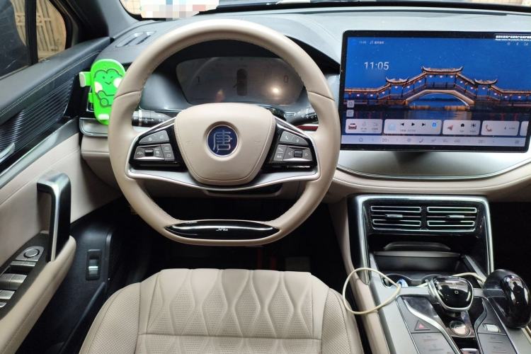 Used BYD Tang New Energy 2024 DM-i Glory Edition 112KM Prestige Model Steering Wheel