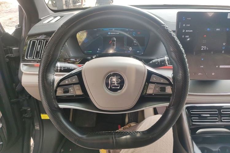 Used BYD Tang New Energy 2024 DM-i Glory Edition 112KM Prestige Model Steering Wheel