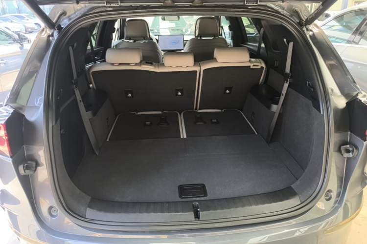 Used BYD Tang New Energy 2024 DM-i Glory Edition 112KM Flagship Model Trunk