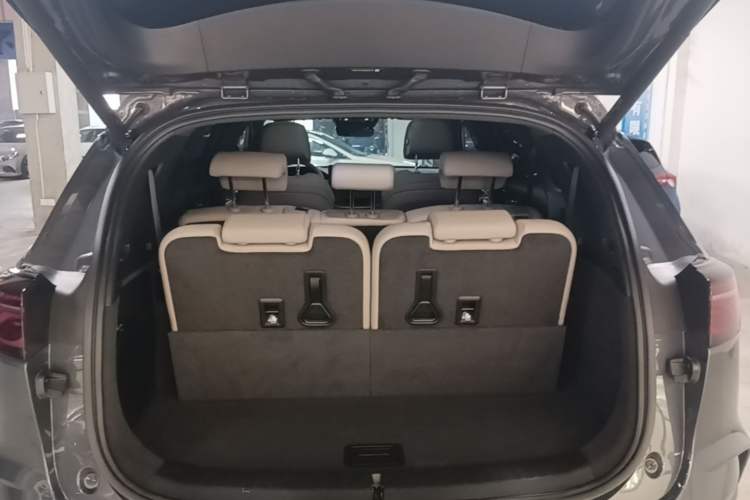 Used BYD Tang New Energy 2024 DM-i Glory Edition 112KM Flagship Model Trunk