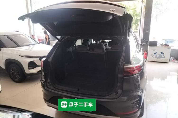 Used BYD Tang New Energy 2024 DM-i Glory Edition 200KM Flagship Model Trunk