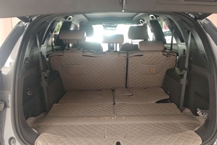 Used BYD Tang New Energy 2024 DM-i Glory Edition 112KM Prestige Model Trunk