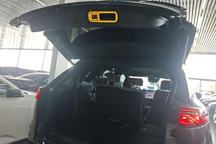 Used BYD Tang New Energy 2024 DM-i Glory Edition 112KM Prestige Model Trunk