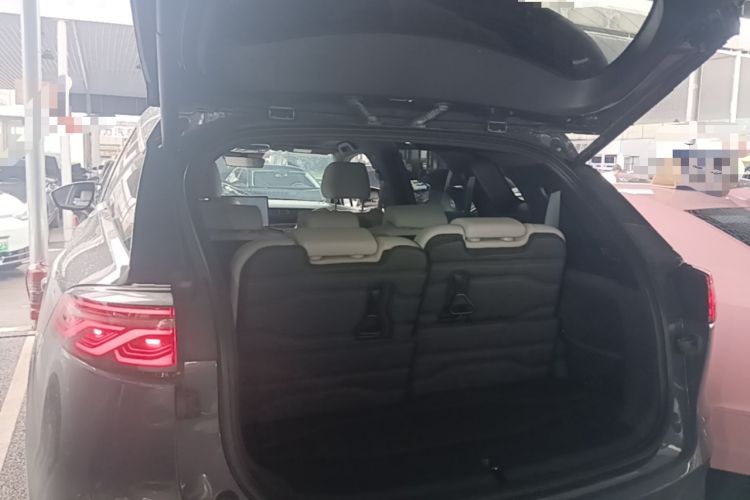 Used BYD Tang New Energy 2024 DM-i Glory Edition 112KM Prestige Model Trunk