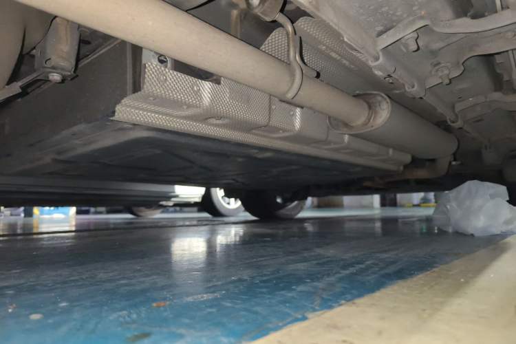 Used BYD Tang New Energy 2024 DM-i Glory Edition 112KM Flagship Model Chassis Rear Right
