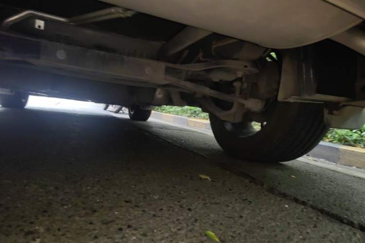 Used BYD Tang New Energy 2024 DM-i Glory Edition 112KM Prestige Model Chassis Rear