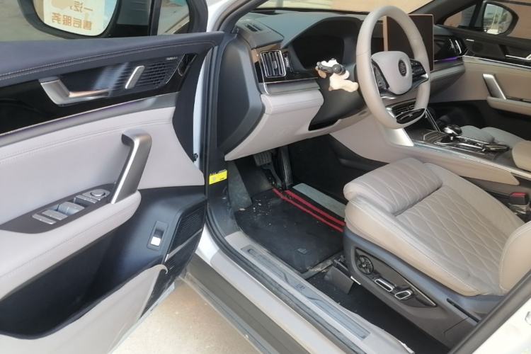 Used BYD Tang New Energy 2024 DM-i Glory Edition 112KM Flagship Model Driver Seat