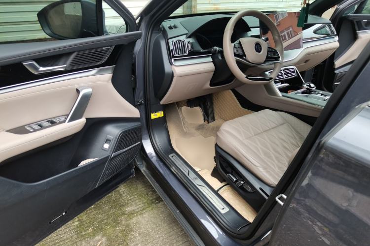 Used BYD Tang New Energy 2024 DM-i Glory Edition 112KM Prestige Model Driver Seat