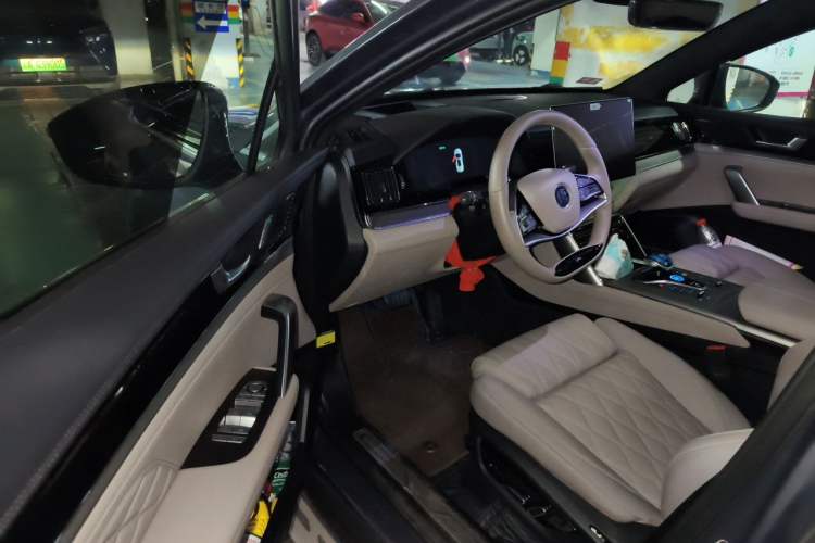 Used BYD Tang New Energy 2024 DM-i Glory Edition 112KM Flagship Model Driver Seat