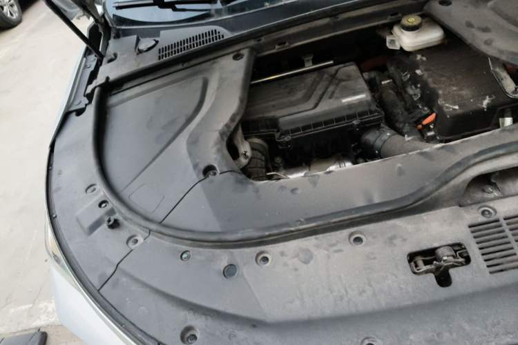 Used BYD Tang New Energy 2024 DM-i Glory Edition 112KM Prestige Model Engine Bay Right