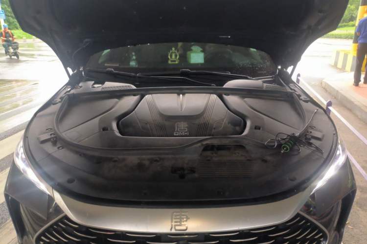 Used BYD Tang New Energy 2024 DM-i Glory Edition 112KM Prestige Model Engine Bay