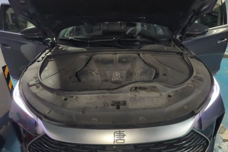 Used BYD Tang New Energy 2024 DM-i Glory Edition 112KM Flagship Model Engine Bay