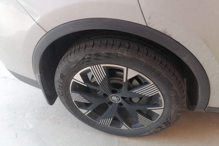 Used BYD Tang New Energy 2024 DM-i Glory Edition 112KM Flagship Model Exterior 5