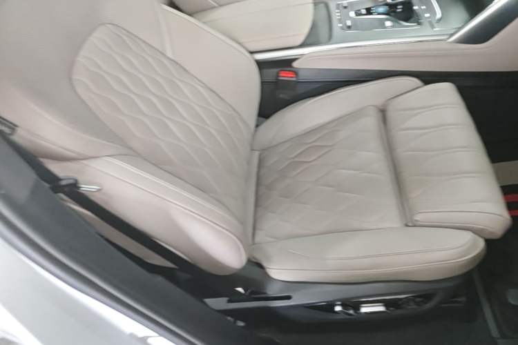Used BYD Tang New Energy 2024 DM-i Glory Edition 112KM Flagship Model Right Front Seat