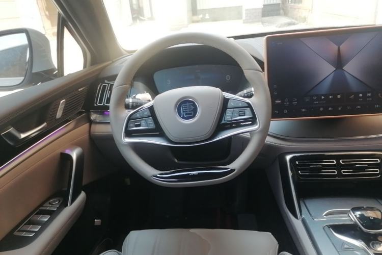 Used BYD Tang New Energy 2024 DM-i Glory Edition 112KM Flagship Model Steering Wheel