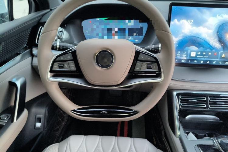 Used BYD Tang New Energy 2024 DM-i Glory Edition 112KM Prestige Model Steering Wheel