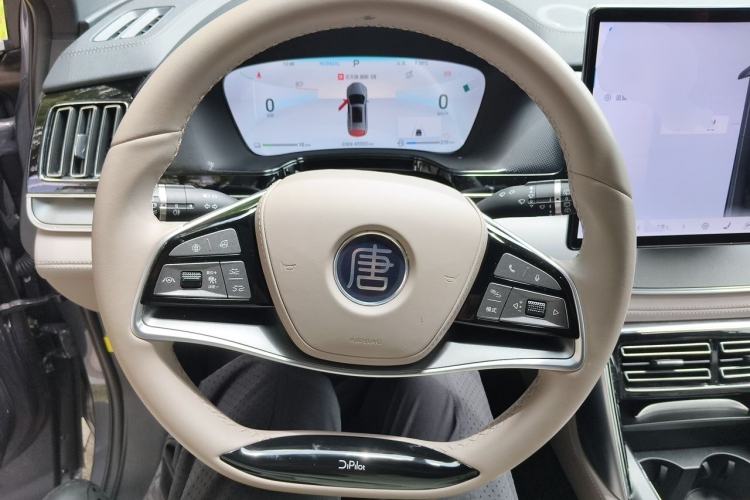 Used BYD Tang New Energy 2024 DM-i Glory Edition 112KM Prestige Model Steering Wheel