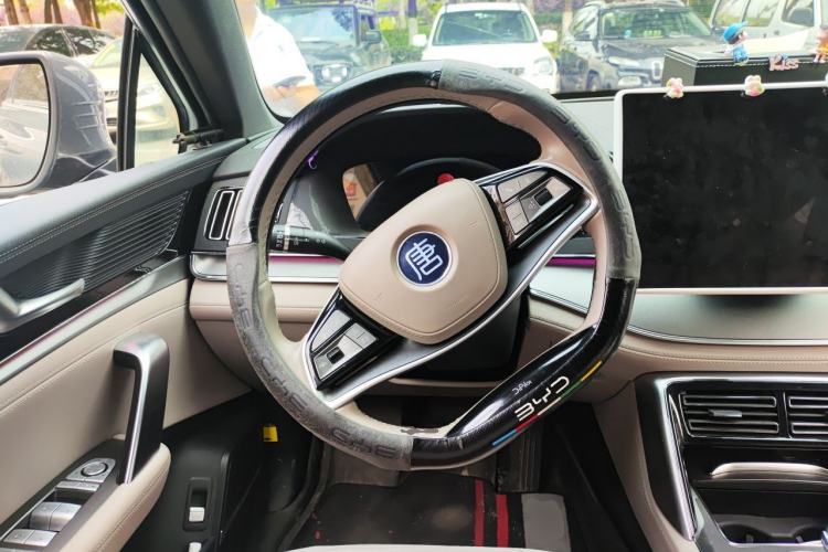 Used BYD Tang New Energy 2024 DM-i Glory Edition 112KM Prestige Model Steering Wheel