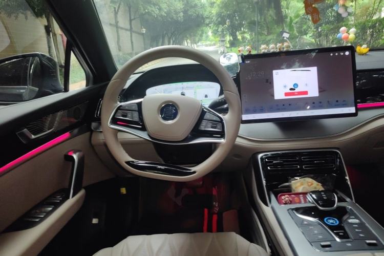Used BYD Tang New Energy 2024 DM-i Glory Edition 112KM Prestige Model Steering Wheel