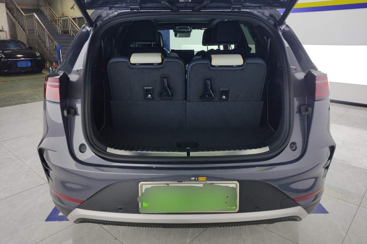 Used BYD Tang New Energy 2024 DM-p Champion Edition 215 km All-Wheel-Drive Flagship Model Trunk