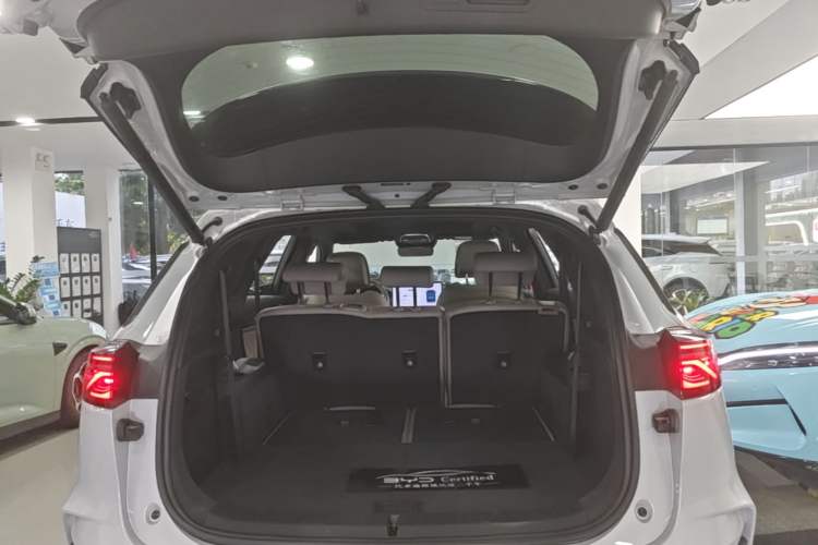 Used BYD Tang New Energy 2024 DM-i Glory Edition 112KM Flagship Model Trunk