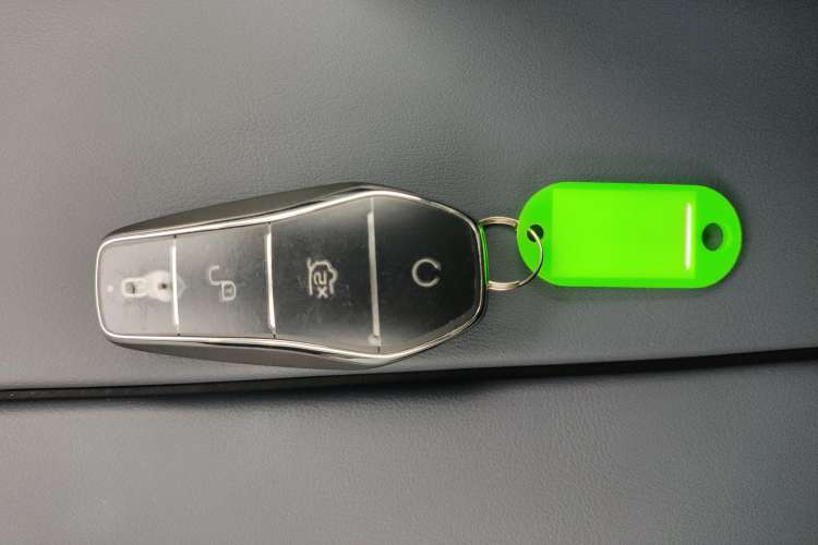 Used BYD Tang New Energy 2024 DM-p Champion Edition 215 km All-Wheel-Drive Flagship Model Vehicle Key